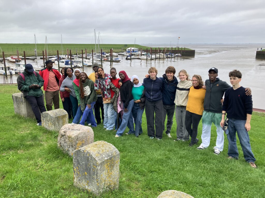Gruppenfoto mit Meer